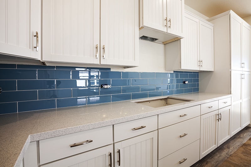 10 Irresistible Kitchen Tile Splashback Ideas To Transform