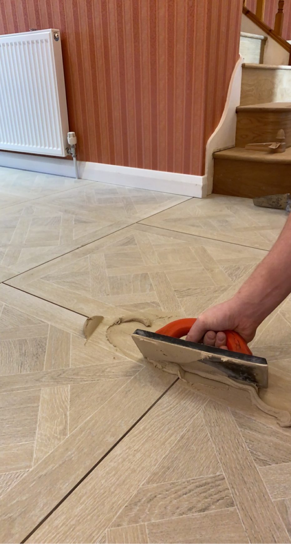 How to Grout Tile Floors