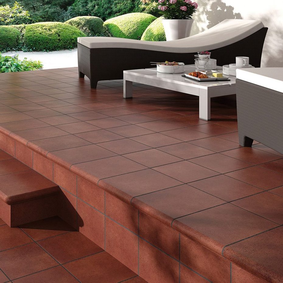 Quarry tiles red