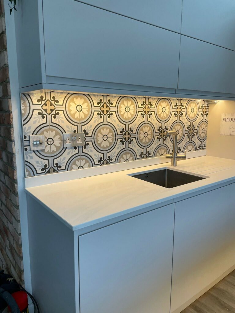 Damask Decor 8 in kitchen setting