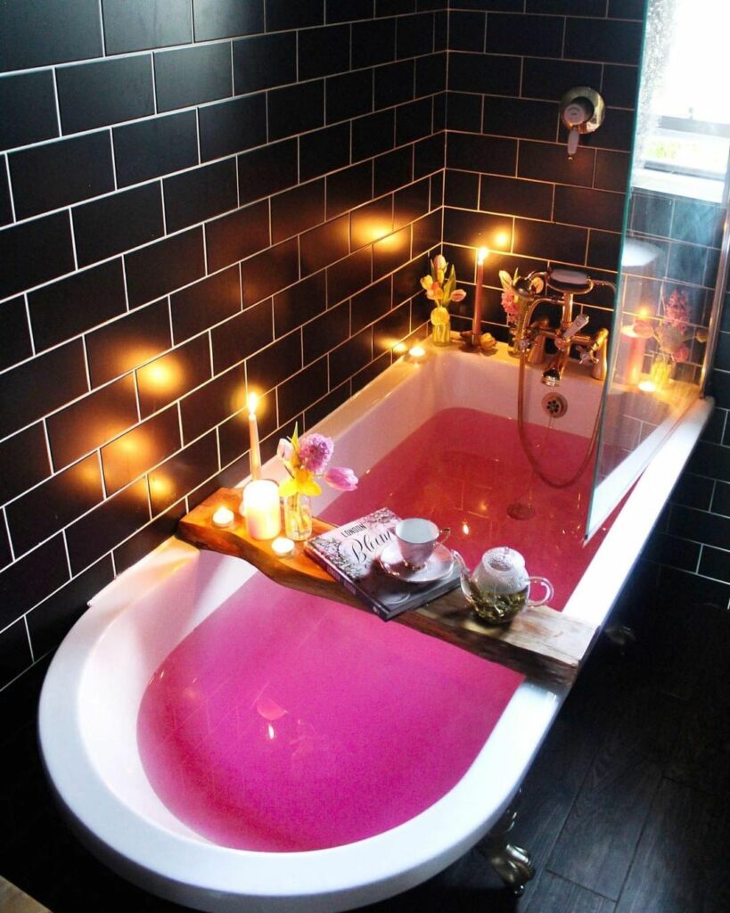 Black Bathroom Tile Ideas - 15 ways to make a statement with black