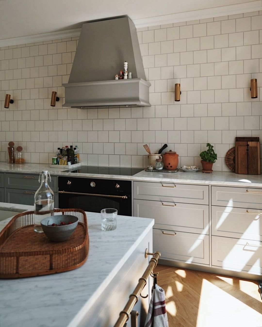 Shaker Kitchen Tile Ideas - 10 ways to get the minimal, timeless look