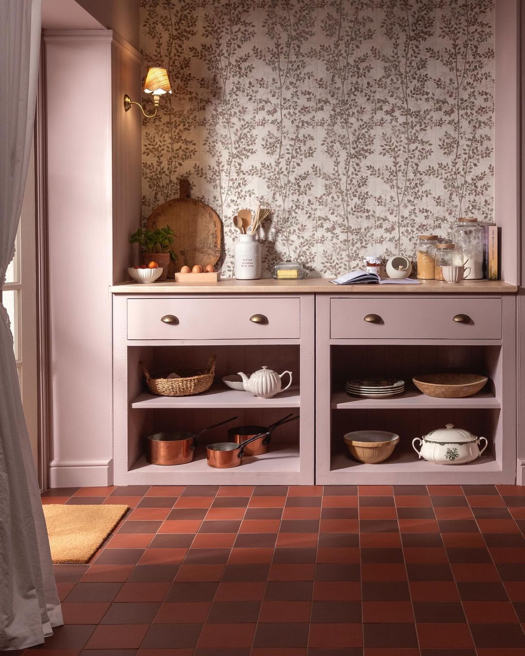 Give your kitchen a grandmillennial glow-up with fabulous floral tiles in understated mauve hues.