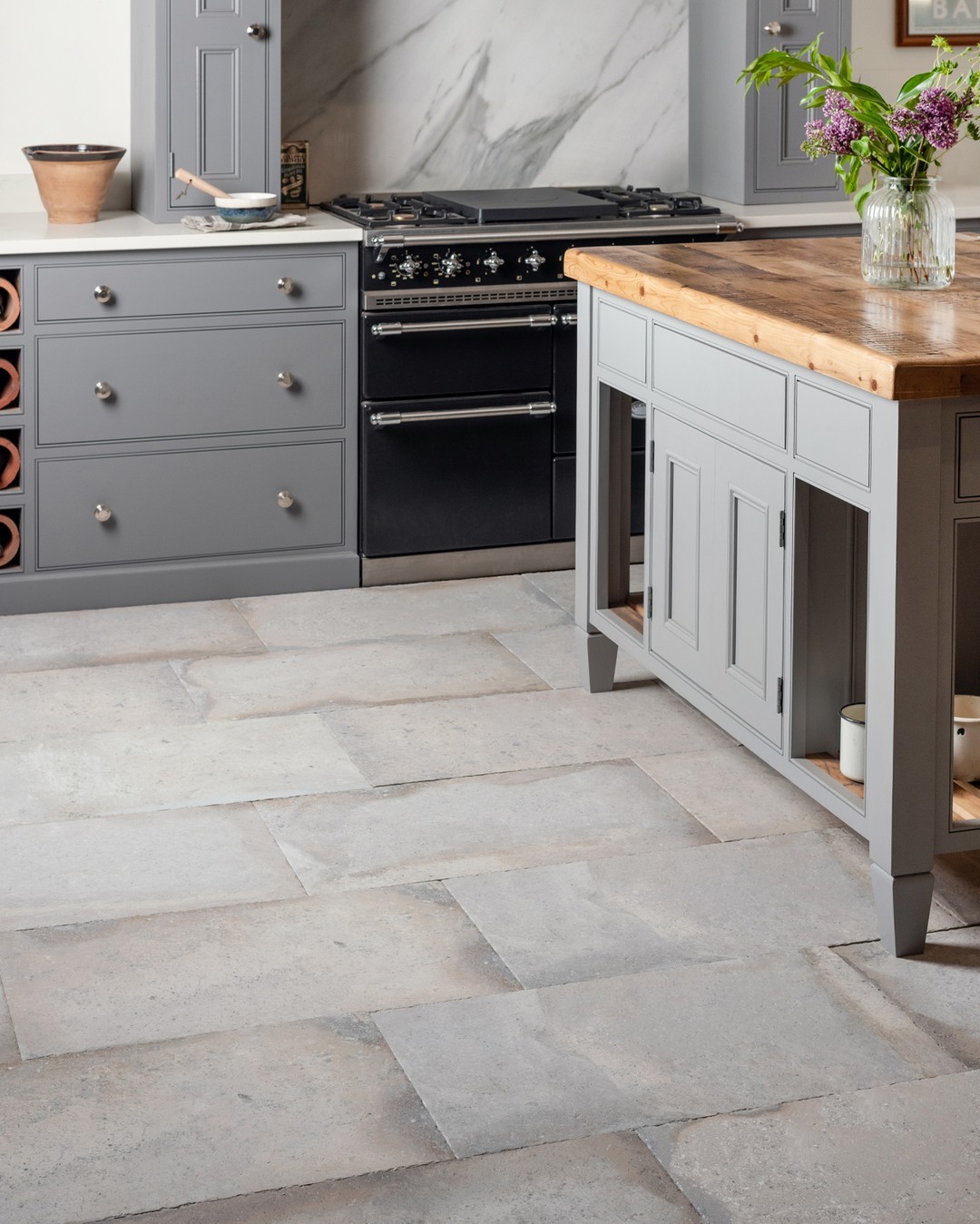 Natural limestone is a beautiful stone ranging in colour from light cream to grey. It contains masses of tiny fossils and the best limestone effect tiles include fossil and shell details.